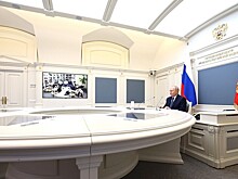 Путин не взял трубку во время общения с семьями