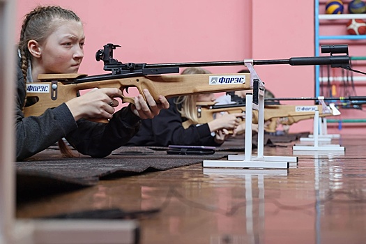 На Урале сельская школа станет тренировочной базой по пулевой стрельбе и биатлону