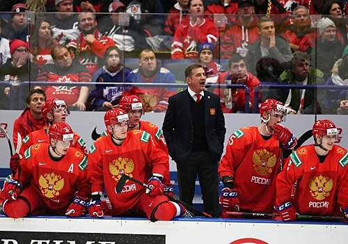 Россияне вышли в 1/4 финала молодежного ЧМ по хоккею 