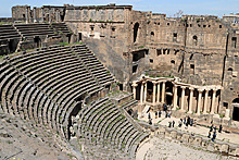 СМИ: ИГ разрушило часть Римского театра в Пальмире