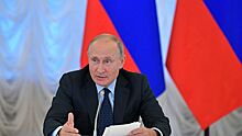 Путин ограничил долг по кредитам