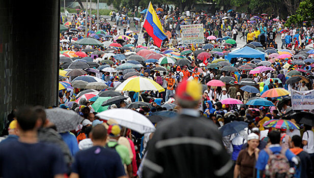 Гондурас отозвал из Венесуэлы своего поверенного в делах на фоне протестов