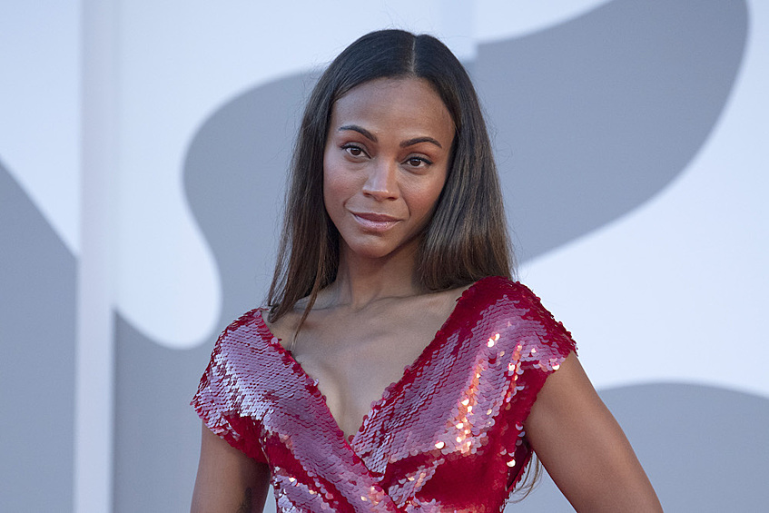 Еще в юности актриса выступала в Нью-Йоркском Молодежном театре. Там ее заметили агенты и пригласили на кастинги. В 2000 году, когда ей было 22 года, она впервые появилась на большом экране в картине "Авансцена".