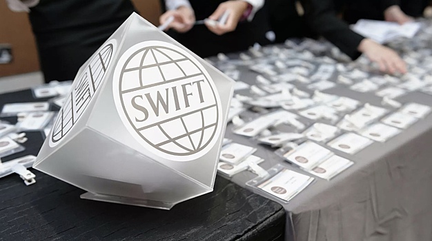 Шансы российских банков стать независимыми от SWIFT оценили