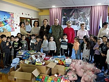 Миротворцы РФ провели гуманитарную акцию в детском саду Степанакерта