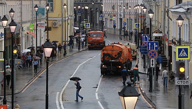 Московские службы переведены в режим повышенной готовности