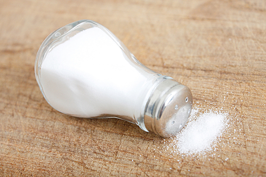 Почему рассыпать соль - плохая примета