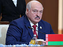 Лукашенко сообщил, что взял с собой в РФ горные лыжи, но погода подвела