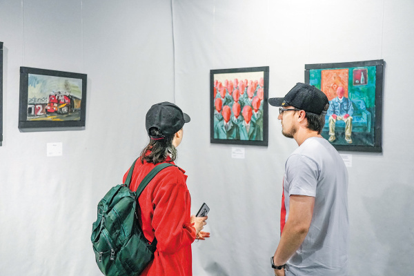 Романтика панелек: самарцам показали работы анонимного уличного художника