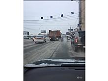 «Вы серьёзно? Суббота в 11 утра»: на Большевистской собралась пробка