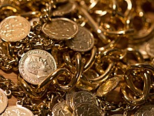 Чиновник Минфина отделался условным сроком за попытку заработать на откатах с закупок золота