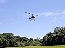 Sky: вертолет упал в поле на острове Уайт в Британии