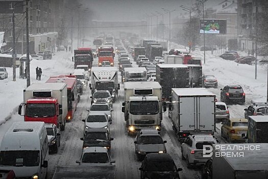 "По возможности сократите поездки": казанские коммунальщики работают в усиленном режиме