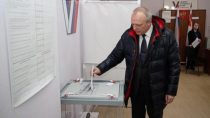 Вологодские депутаты приняли участие в выборах Президента РФ