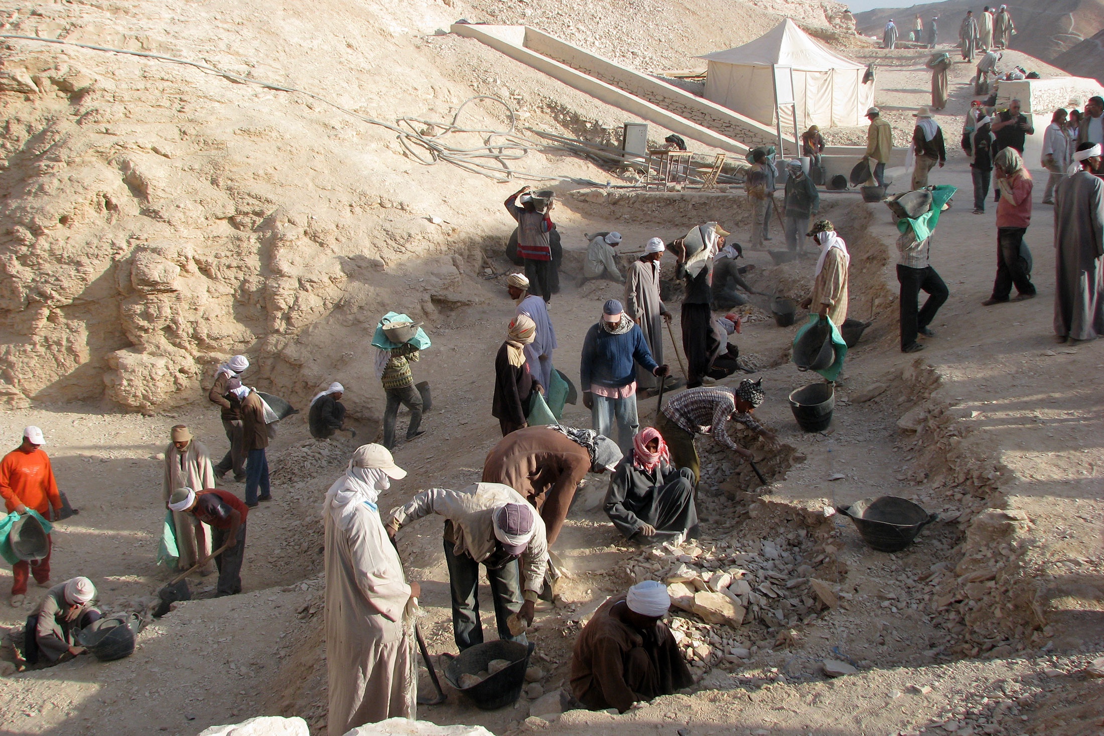 В Египте обнаружили гробницу неизвестного фараона из потерянной династии царей