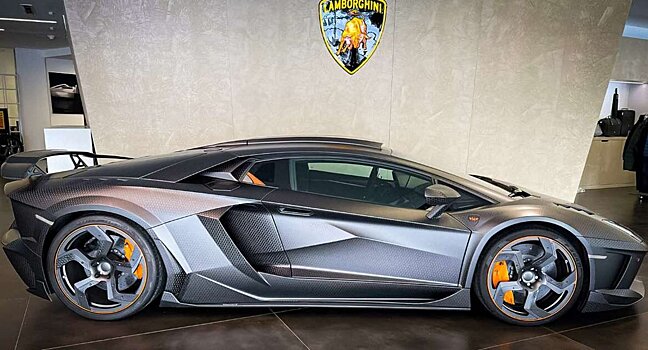 В России продают очень редкий Lamborghini по цене «двушки» в центре Москвы