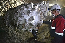 Корреспондент "РГ" спустился на 400 метров под землю -  в шахту, где добывают алмазы