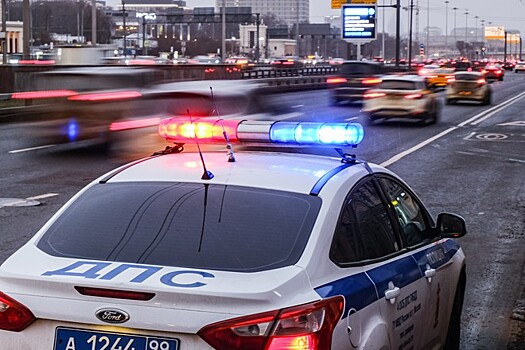 Автомобиль с надписью «Отдел по борьбе с коронавирусом» задержали в Москве