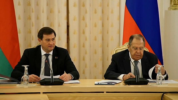 Хаос в СМИ и провокации разведок: как ЕС пытается влиять на план Трампа