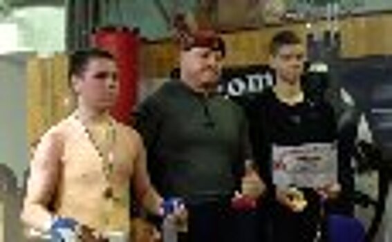 Кавалер ордена Мужества начальник ОСН «Сокол» УФСИН России по Белгородской области Александр Мартынов стал почетным гостем детско-юношеских соревнований по кикбоксингу