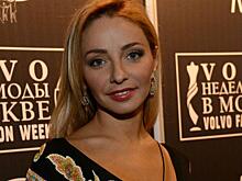 «Прекрасный субботний вечер»: Навка в черных мини-шортах повеселилась с Семенович и Смеховой