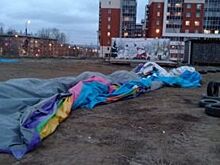 В Иркутске ветер перевернул батут: пятилетний мальчик получил переломы