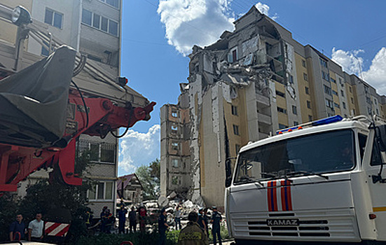 Главное — спасение людей: о сложностях при разборе завалов после взрыва в доме в Саратове