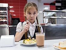 Российские школьники оказались недовольны питанием в столовых