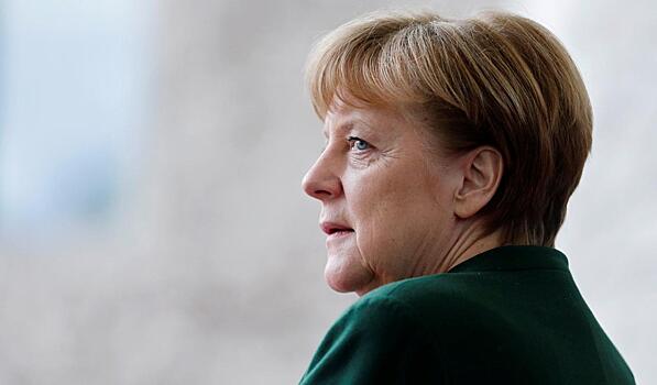 Bild: Меркель планирует ужесточить карантин в Германии