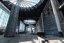 В новом терминале аэропорта «Толмачево» в Новосибирске смонтировали эскалаторы и почти все лифты