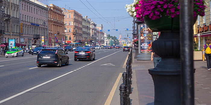 Невский проспект вернул статус востребованной торговой улицы в Петербурге