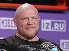 Обвиняемого в изнасиловании бойца ММА Новоселова арестовали