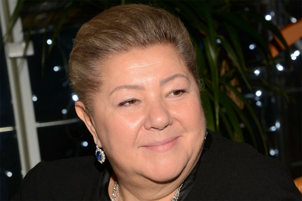 Продюсер Дворцов рассказал, почему Светлану Маслякову похоронили отдельно от мужа