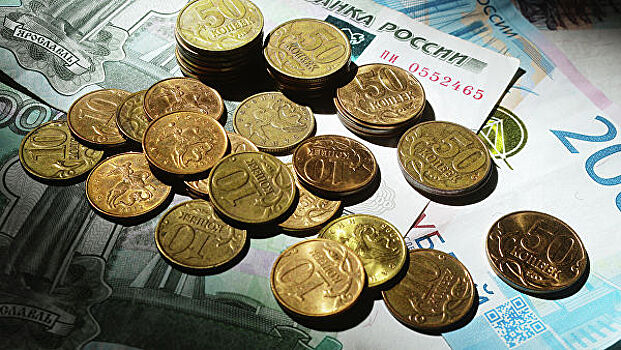Отказавшегося принять у пенсионера десятикопеечные монеты кассира уволили