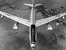Как МиГ-17 "поздравили" самолет-шпион США с Днем Победы в 1954 году