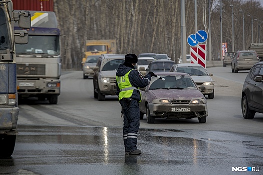 Автоинспекторы начали ловить пьяных водителей с самого утра пятницы