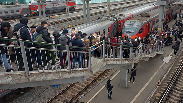 В НСО запустят дополнительные электрички в период майских праздников