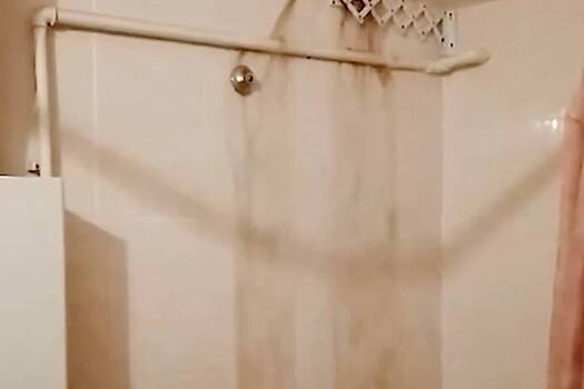 В российском городе водопад кипятка залил пять этажей жилого дома