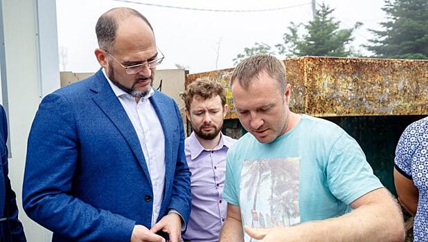 Новый асфальт и остановки появятся на Змеинке