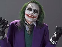 Cоздатель худшего фильма в мире Томми Вайсо попробовал стать Джокером. И это страшно