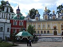 Псково-Печерский монастырь: по вере вашей да будет вам