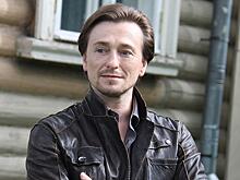 Сергей Безруков: «Я из крестьянской семьи — привык работать, пахать»