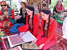 Туркменские рукодельницы приедут на фестиваль в Краснодар