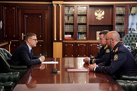 Губернатор Алексей Текслер встретился с новым начальником регионального следственного управления СКР