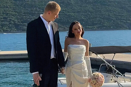 Слава Комиссаренко рассказал, как позорится на свиданиях после развода с женой-вебкамщицей