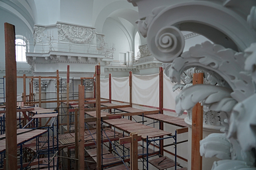 Реставрация Смольного собора завершится к маю