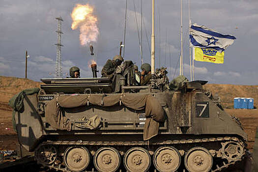 Армия Израиля проводит обстрелы городов и рейды в секторе Газа
