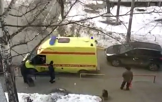 Автовладелец напал на водителя скорой в Казани