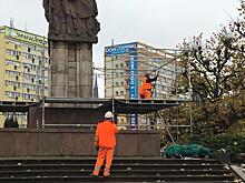 «Нужно выяснить, кто вы на самом деле?»: Съёмочную группу «Вестей» не пустили к памятнику Красной армии в Щецине