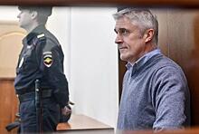 Суд закрыл процесс по иску банка «Восточный» к Майклу Калви на 9,8 млрд рублей